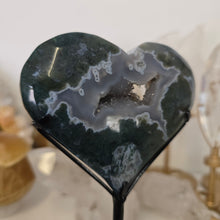 Load image into Gallery viewer, Moss Agate Heart with Stand