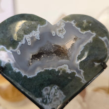 Load image into Gallery viewer, Moss Agate Heart with Stand