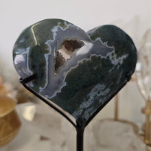 Load image into Gallery viewer, Moss Agate Heart with Stand