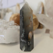 Load image into Gallery viewer, Bloodstone Tower - Heliotrope