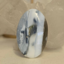Load image into Gallery viewer, Owyhee Blue Opal Palmstone