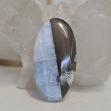 Load image into Gallery viewer, Owyhee Blue Opal Palmstone