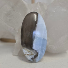 Load image into Gallery viewer, Owyhee Blue Opal Palmstone