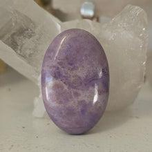 Load image into Gallery viewer, Lavender Jade Palmstone