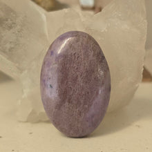 Load image into Gallery viewer, Lavender Jade Palmstone