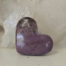 Load image into Gallery viewer, Lavender Jade Heart