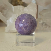 Load image into Gallery viewer, Lavender Jade Sphere