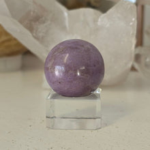 Load image into Gallery viewer, Lavender Jade Sphere