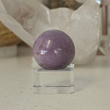 Load image into Gallery viewer, Lavender Jade Sphere