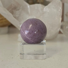 Load image into Gallery viewer, Lavender Jade Sphere