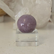 Load image into Gallery viewer, Lavender Jade Sphere