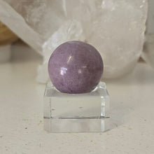 Load image into Gallery viewer, Lavender Jade Sphere
