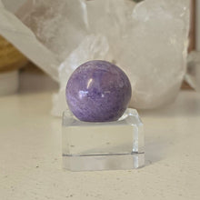 Load image into Gallery viewer, Lavender Jade Sphere