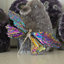 Load image into Gallery viewer, Aura Kyanite Dragonfly - Rainbow