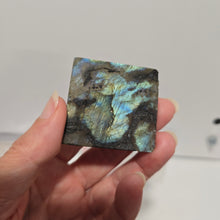 Load image into Gallery viewer, Labradorite Slab