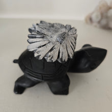 Load image into Gallery viewer, Chrysanthemum Stone Turtle