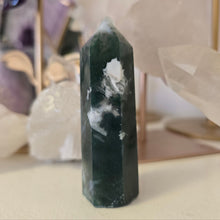 Load image into Gallery viewer, Moss Agate Tower