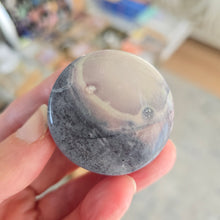 Load image into Gallery viewer, Porcelain Jasper Round Palmstone