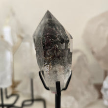 Load image into Gallery viewer, Garden Quartz Points on Stand