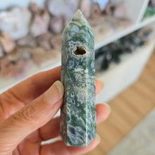 Load image into Gallery viewer, Moss Agate Tower