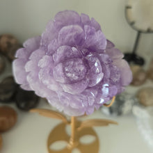 Load image into Gallery viewer, Amethyst Rose on Stand