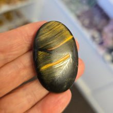 Load image into Gallery viewer, Mara Mamba Tiger's Eye Palmstone