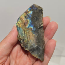 Load image into Gallery viewer, Labradorite Slab