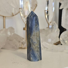 Load image into Gallery viewer, Blue Kyanite Tower