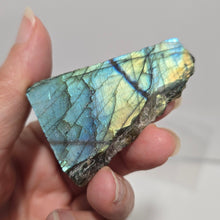 Load image into Gallery viewer, Labradorite Slab