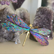 Load image into Gallery viewer, Aura Kyanite Dragonfly - Rainbow