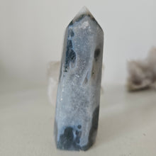 Load image into Gallery viewer, Moss Agate Tower
