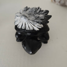 Load image into Gallery viewer, Chrysanthemum Stone Turtle