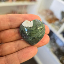 Load image into Gallery viewer, Moss Agate Bracelet and Heart Boxset