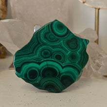 Load image into Gallery viewer, Malachite Freeform Slab
