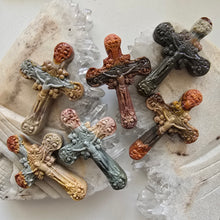 Load image into Gallery viewer, Alashan Agate Cross