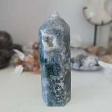 Load image into Gallery viewer, Moss Agate Tower