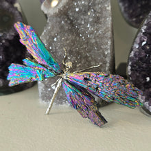 Load image into Gallery viewer, Aura Kyanite Dragonfly - Rainbow