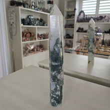 Load image into Gallery viewer, Moss Agate Tower