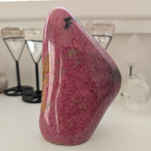 Load image into Gallery viewer, Rhodonite Freeform