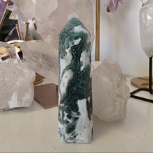 Load image into Gallery viewer, Moss Agate Tower