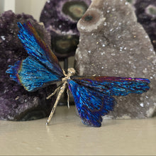Load image into Gallery viewer, Aura Kyanite Dragonfly - Blue