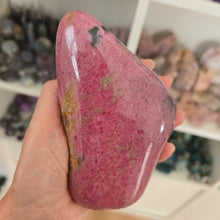 Load image into Gallery viewer, Rhodonite Freeform