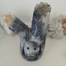 Load image into Gallery viewer, Moss Agate Owl in Tree Stump
