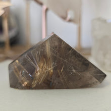 Load image into Gallery viewer, Rutile Quartz Freeform