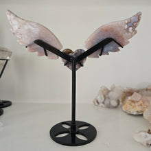 Load image into Gallery viewer, Black Flower Agate Heart Wings