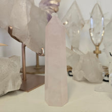 Load image into Gallery viewer, Rose Quartz Tower