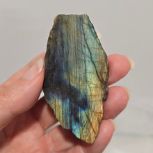 Load image into Gallery viewer, Labradorite Slab