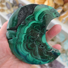 Load image into Gallery viewer, Malachite Crescent Moon