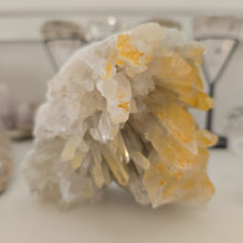 Load image into Gallery viewer, Quartz Cluster Stone Skull