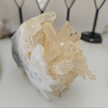 Load image into Gallery viewer, Quartz Cluster Stone Skull - Rainbow